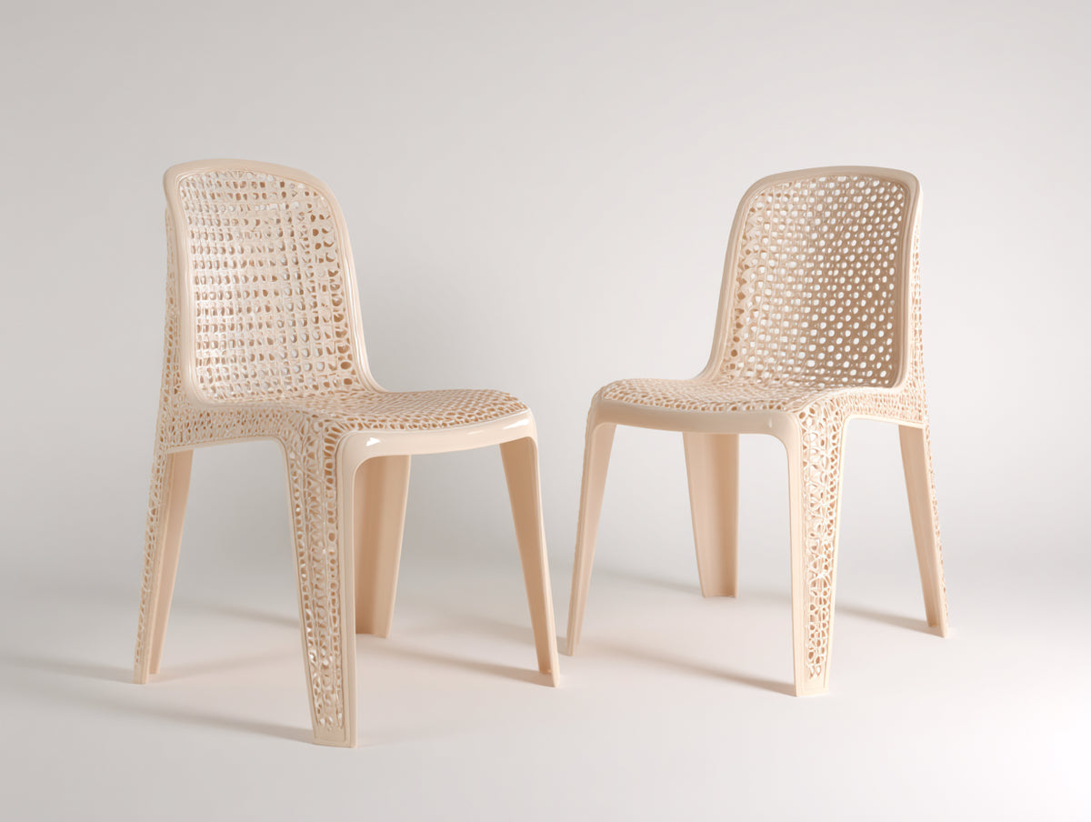 Liegestuhl 2er-Set aus Kunststoff 50×56×84 cm – Cremebeige – gerahmtes Lochmuster für Wohnzimmer